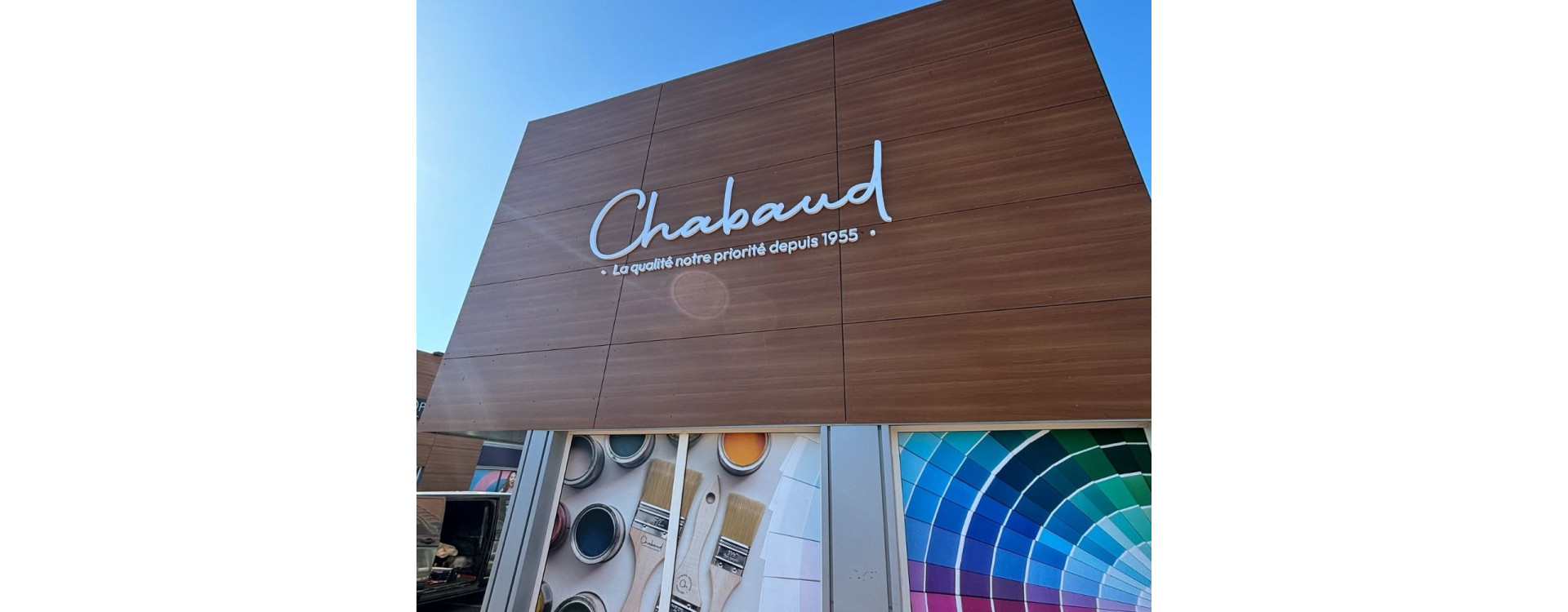 Peinture acrylique pour intérieur à Agde : l’expertise  Chabaud au service de votre décoration